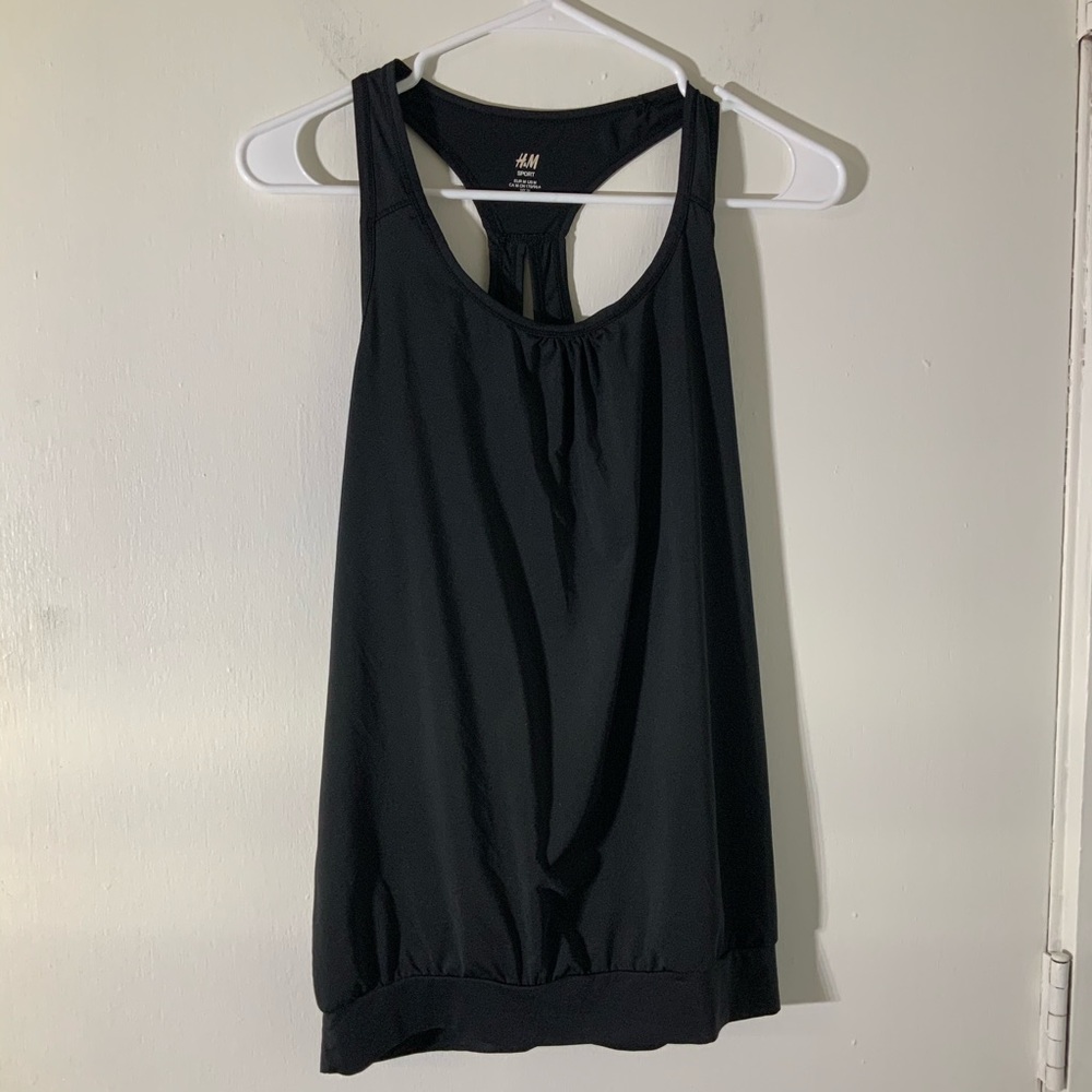 H&M SPORT BLACK ACTIVEWEAR YOGA TOP SZ MED
